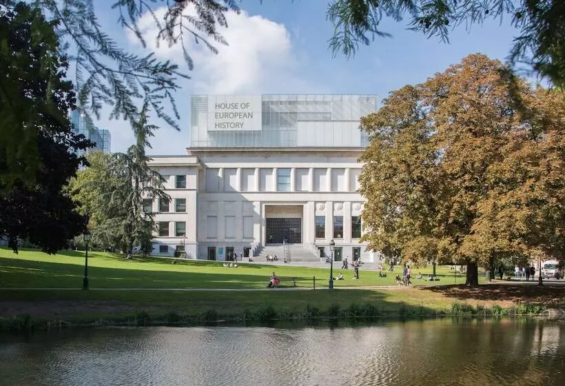 Fotos del hotel First Euroflat:  9