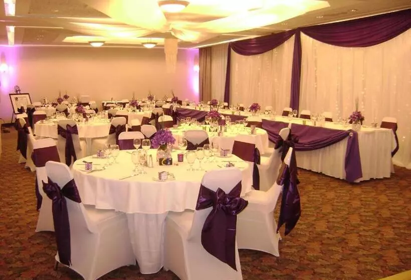 Fotos del hotel Cartier Place Suite:  2