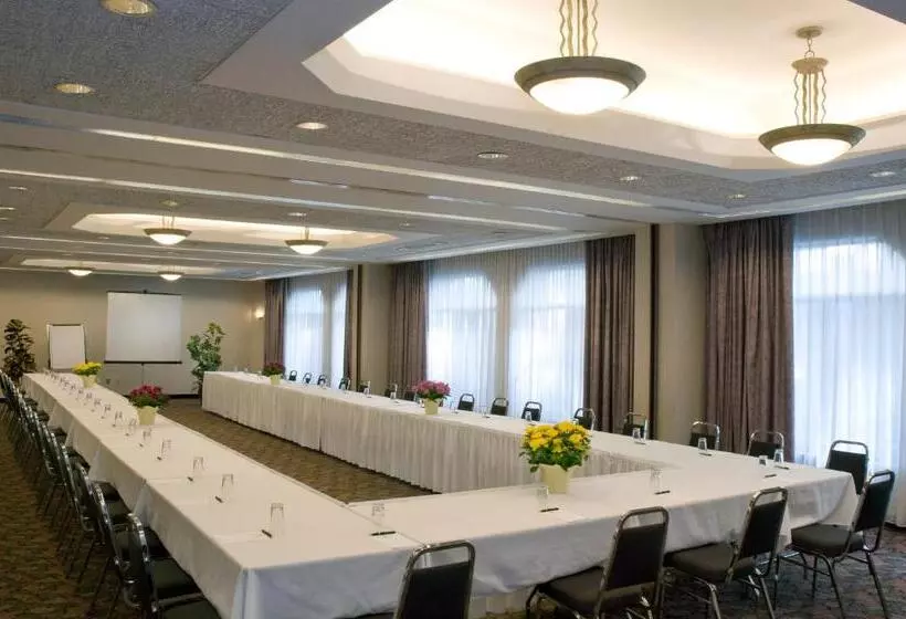 Fotos del hotel Cartier Place Suite:  14