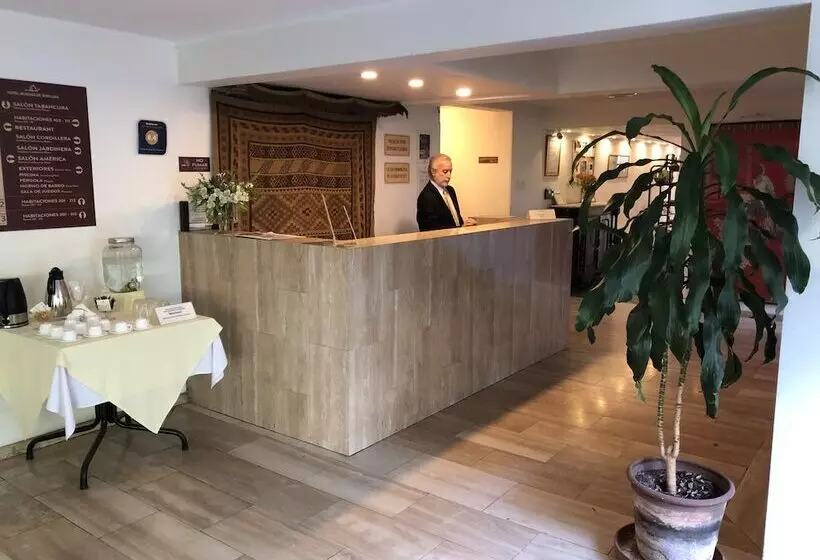 Fotos del hotel Acacias De Vitacura:  3