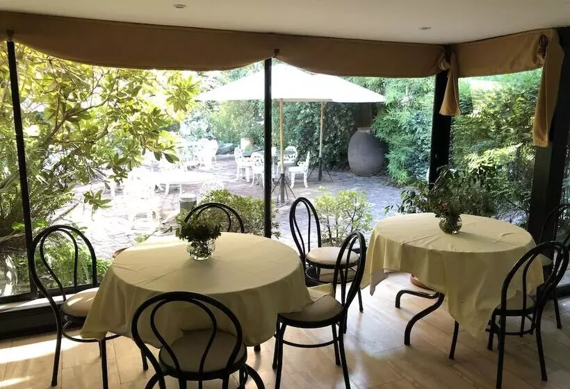 Fotos del hotel Acacias De Vitacura:  25