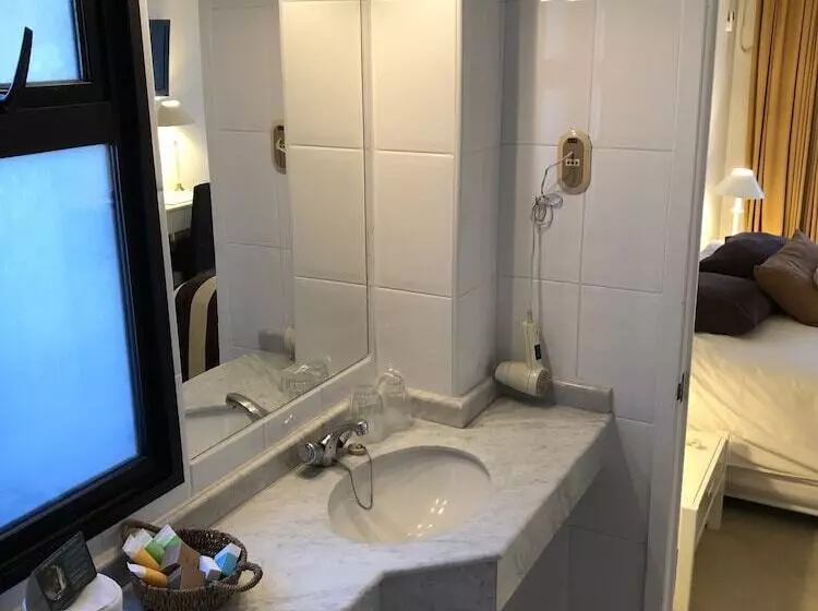 Fotos del hotel Acacias De Vitacura:  18