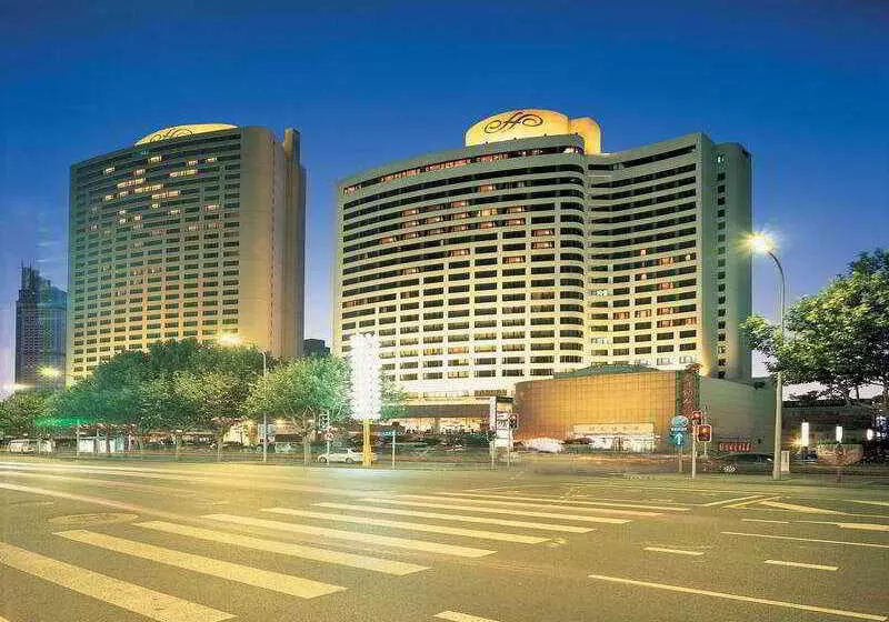 Furama Hotel Dalian