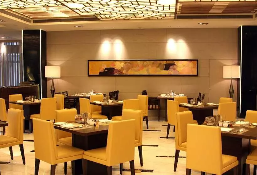 Fotos del hotel Jin Jiang Tower:  6