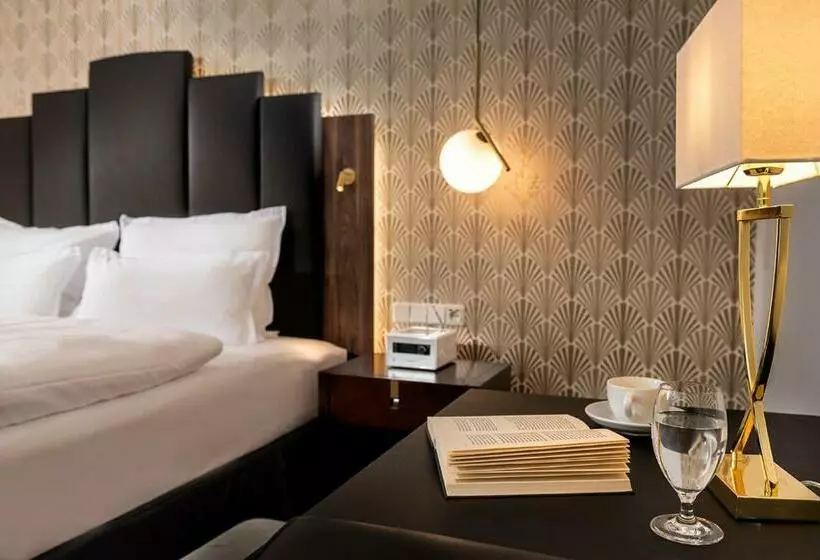 Mondial Am Kurfürstendamm