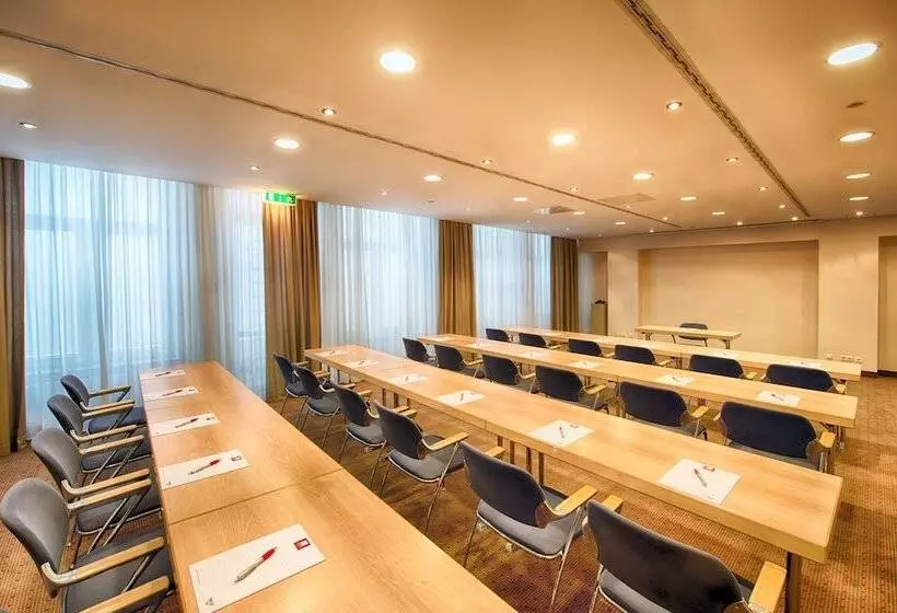 Fotos del hotel Leonardo Hotel Hamburg Airport:  14