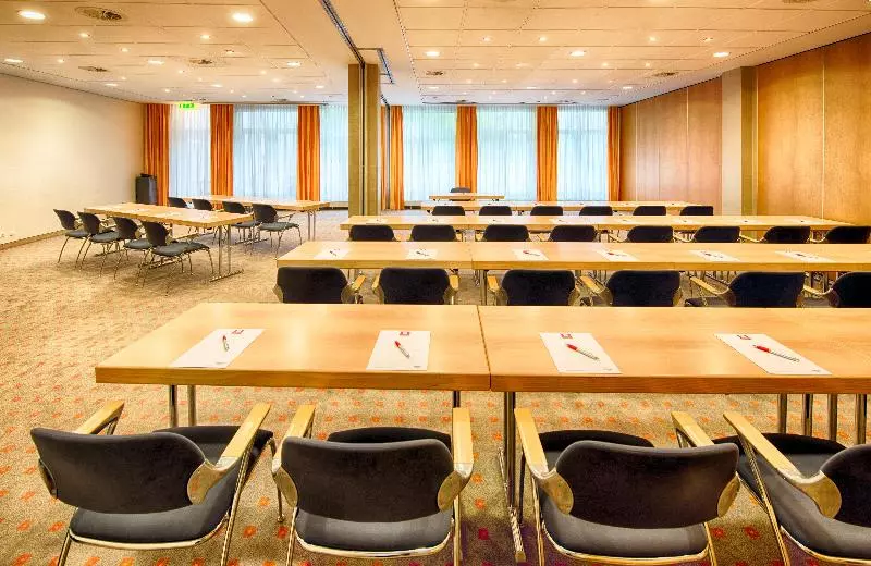 Fotos del hotel Leonardo Hotel Hamburg Airport:  15