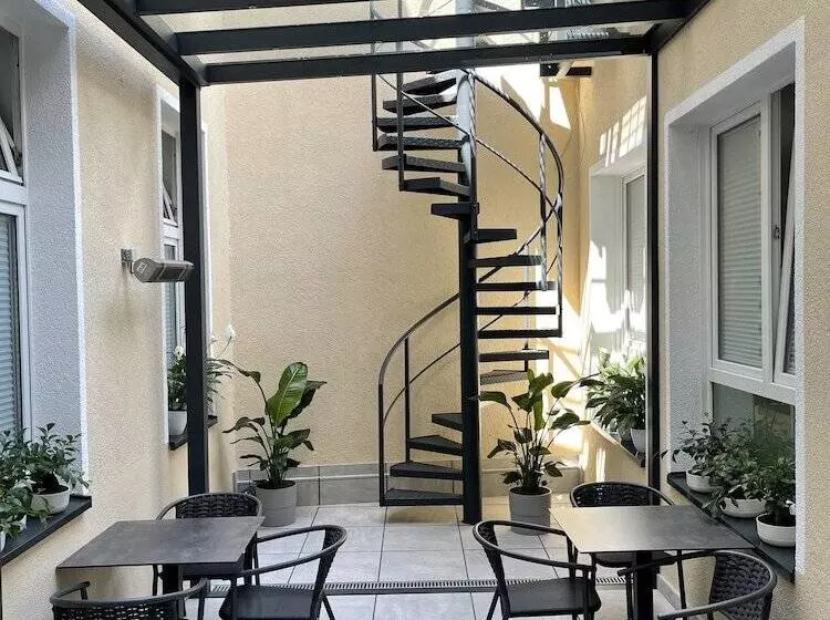 Fotos del hotel Novum  Plaza Düsseldorf Zentrum:  8