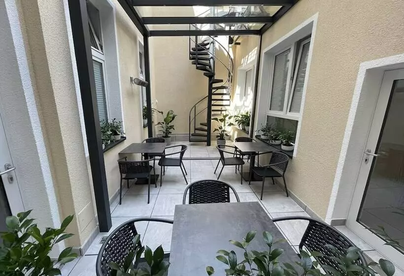 Fotos del hotel Novum  Plaza Düsseldorf Zentrum:  3