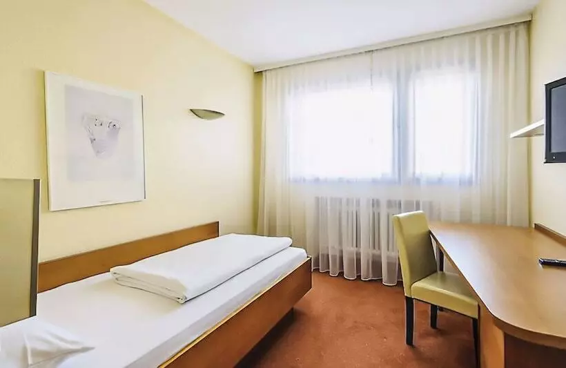 Fotos del hotel Rieker Stuttgart Hauptbahnhof:  21