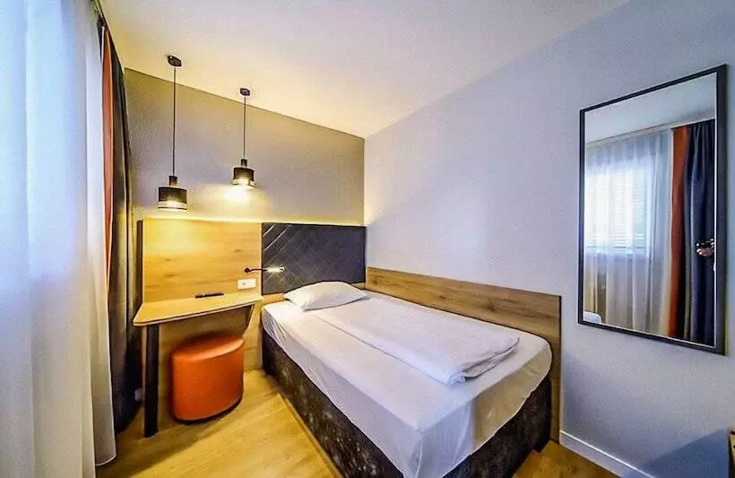 Fotos del hotel Rieker Stuttgart Hauptbahnhof:  13