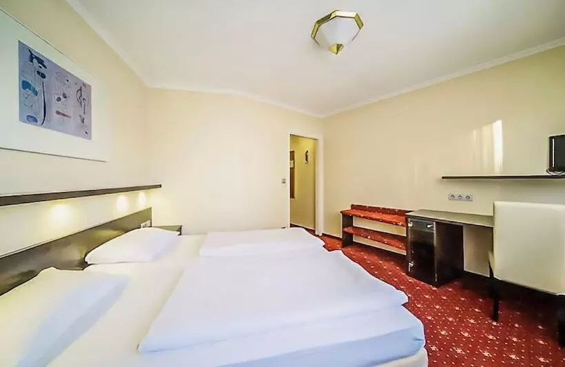 Fotos del hotel Rieker Stuttgart Hauptbahnhof:  16