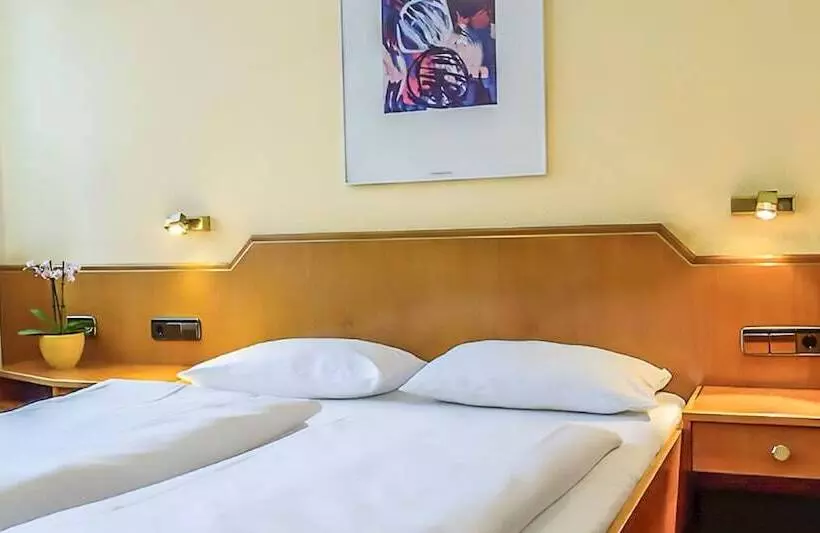 Fotos del hotel Rieker Stuttgart Hauptbahnhof:  17