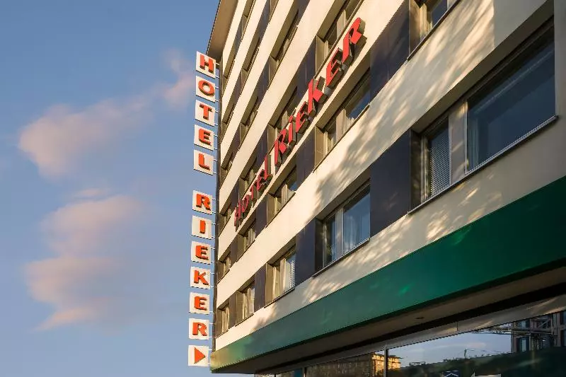Fotos del hotel Rieker Stuttgart Hauptbahnhof:  10
