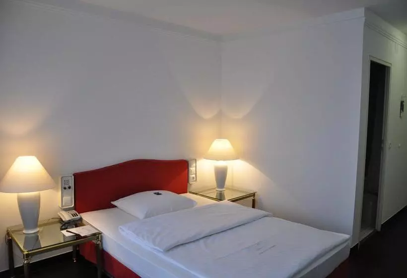 Fotos del hotel Relexa Wald Schatten Stuttgart Gmbh:  15