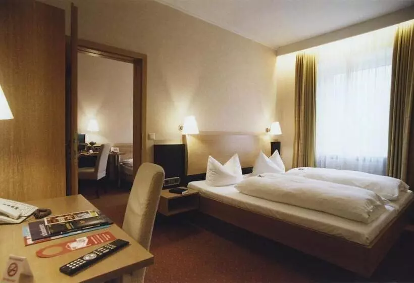 Fotos del hotel Jedermann:  7