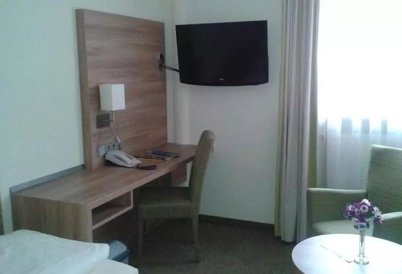 Fotos del hotel Jedermann:  15