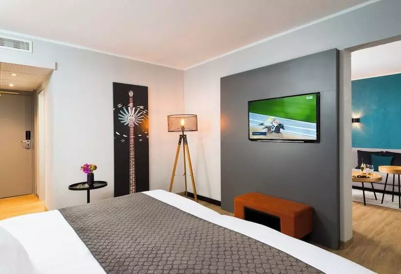 Fotos del hotel Leonardo Hotel Munich Arabellapark:  10