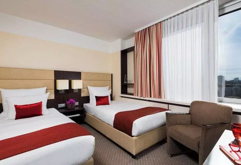 Fotos del hotel Leonardo Hotel Munich Arabellapark:  21