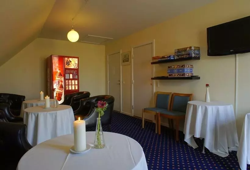 Fotos del hotel Aarslev Kro:  2