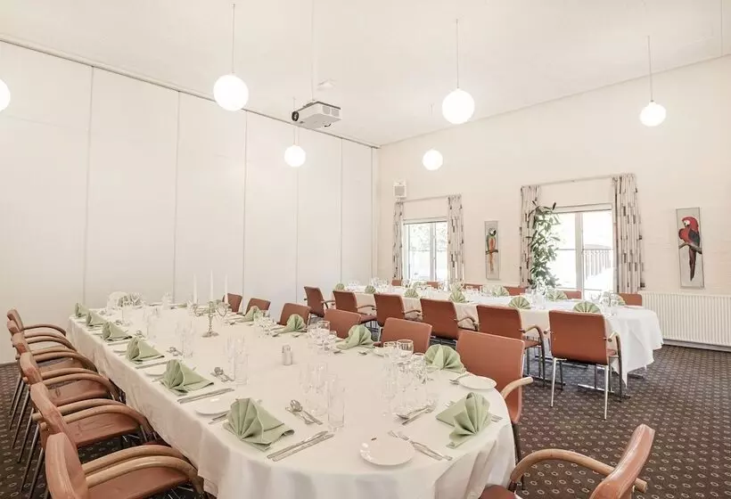 Fotos del hotel Aarslev Kro:  18
