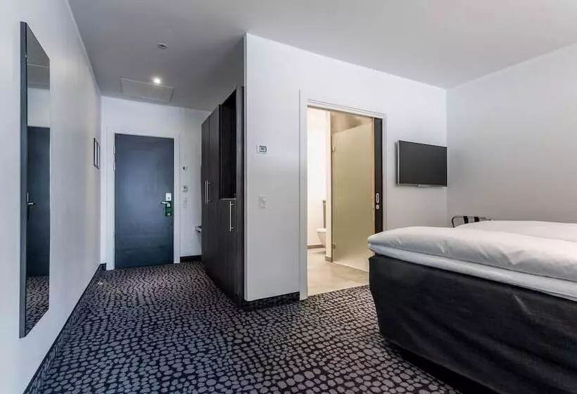 Fotos del hotel Profilhotels Mercur:  11