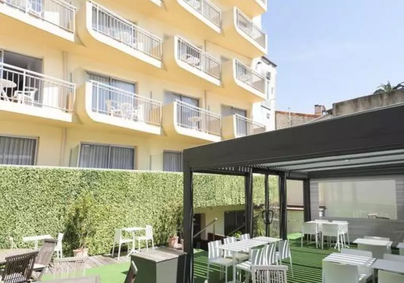 Fotos del hotel Abrial:  13