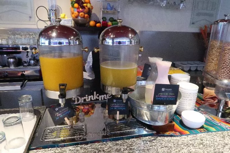 Fotos del hotel Embassy Quito:  8