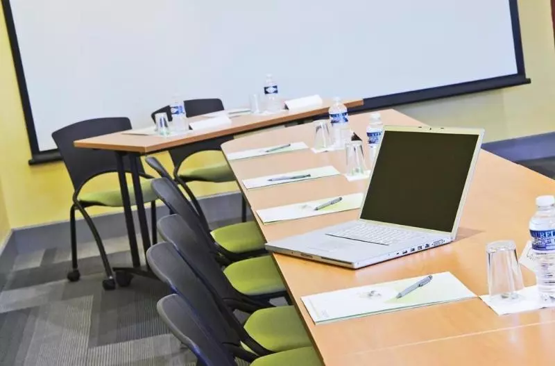 Fotos del hotel Campanile Dijon Centre  Gare:  12