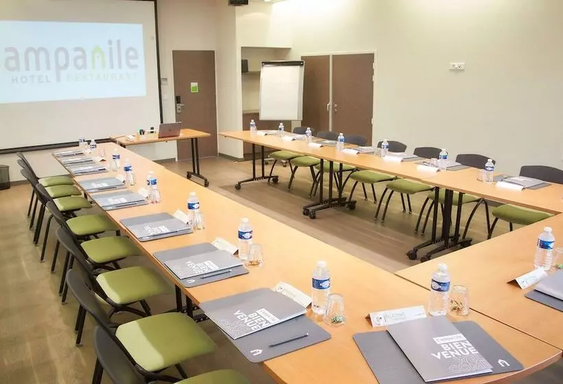 Fotos del hotel Campanile Dijon Centre  Gare:  24