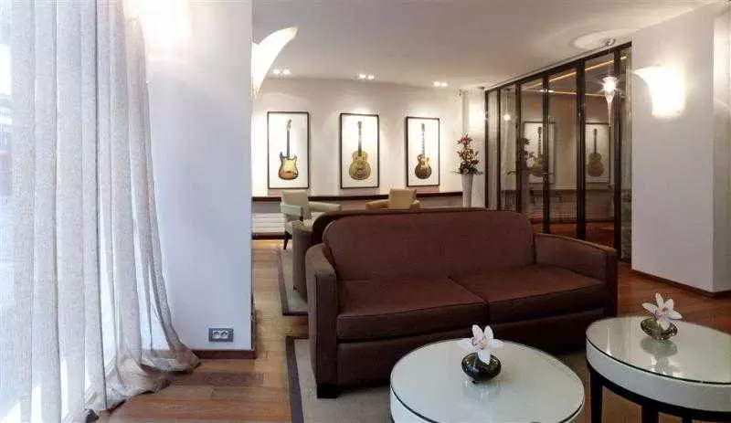 Fotos del hotel Hôtel Le Colisée:  9