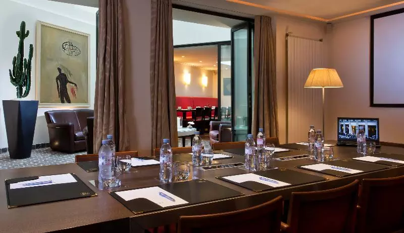 Fotos del hotel Hôtel Le Colisée:  12