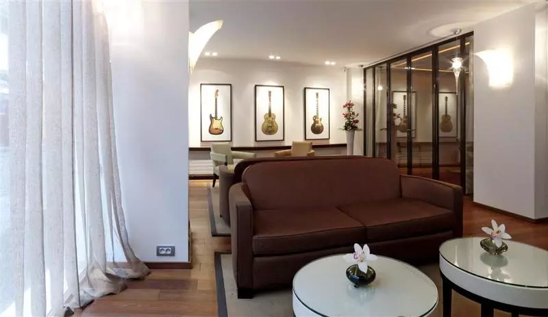 Fotos del hotel Hôtel Le Colisée:  14