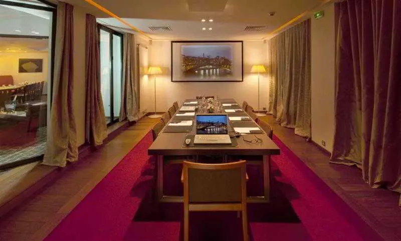 Fotos del hotel Hôtel Le Colisée:  4