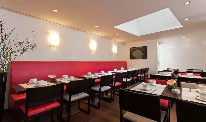 Fotos del hotel Hôtel Le Colisée:  3