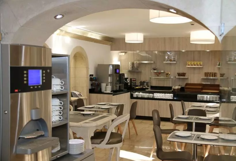 Fotos del hotel Golden Tulip Cannes  De Paris:  10