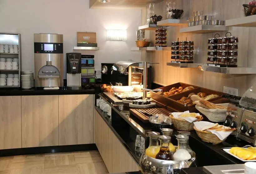 Fotos del hotel Golden Tulip Cannes  De Paris:  5