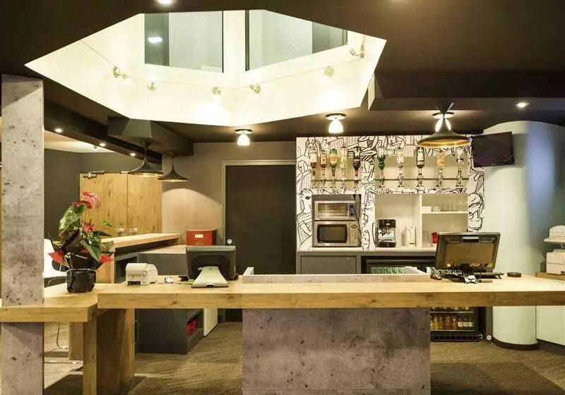 Fotos del hotel Ibis Paris Brancion Parc Des Expositions 15ème:  20