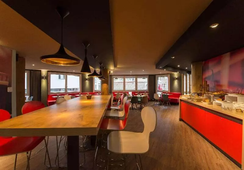 Fotos del hotel Ibis Paris Brancion Parc Des Expositions 15ème:  23