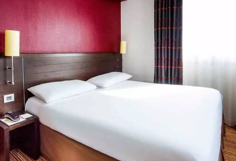 Fotos del hotel Ibis Styles Nantes Centre Place Royale:  21