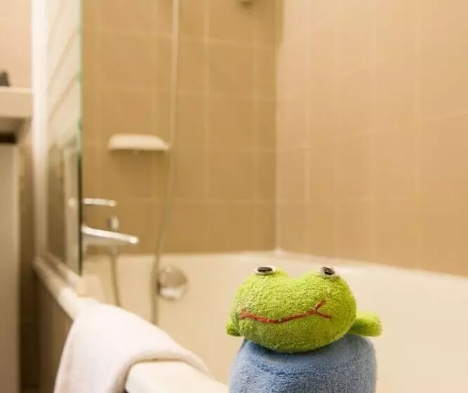 Fotos del hotel Ibis Styles Nantes Centre Place Royale:  7