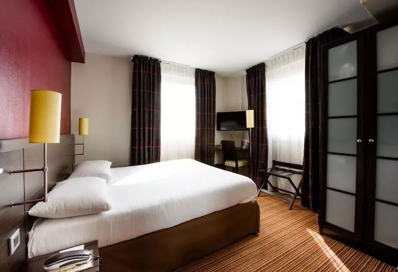 Fotos del hotel Ibis Styles Nantes Centre Place Royale:  2