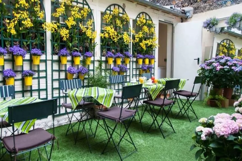 Fotos del hotel Eden Montmartre:  5