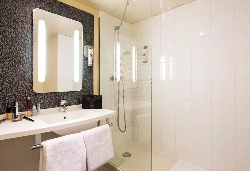 Fotos del hotel Ibis Bordeaux Lac:  14