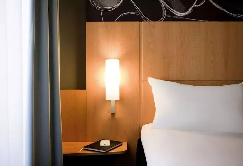 Fotos del hotel Ibis Bordeaux Lac:  23