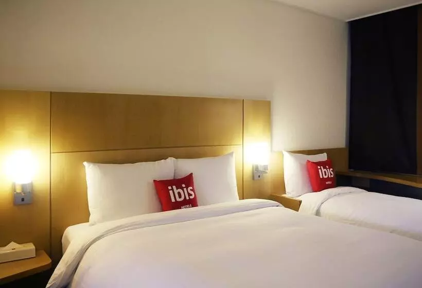 Fotos del hotel Ibis Bordeaux Lac:  2