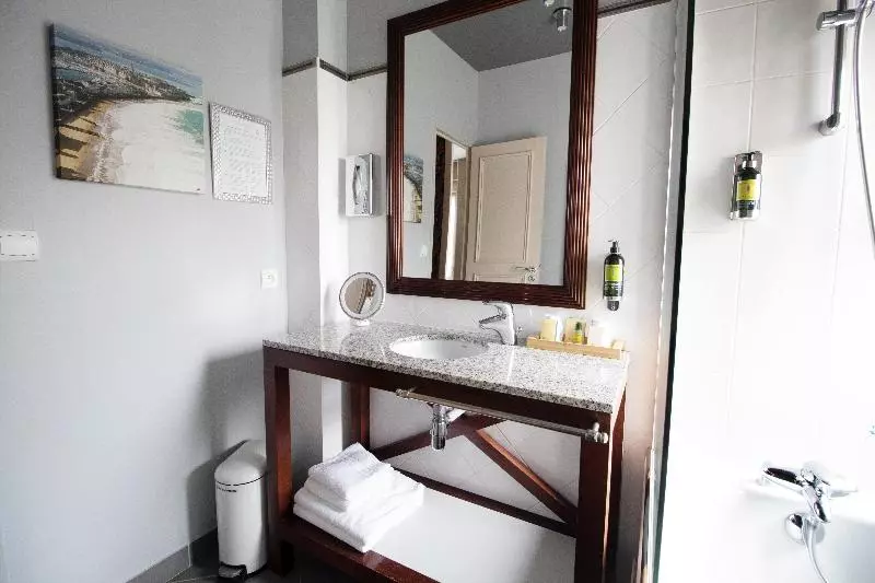 Fotos del hotel Hôtel La Villefromoy:  4