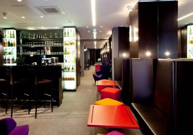 Fotos del hotel Le Grand Hôtel Grenoble:  5