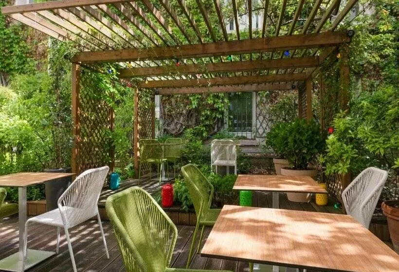 Fotos del hotel Paris Louis Blanc:  11