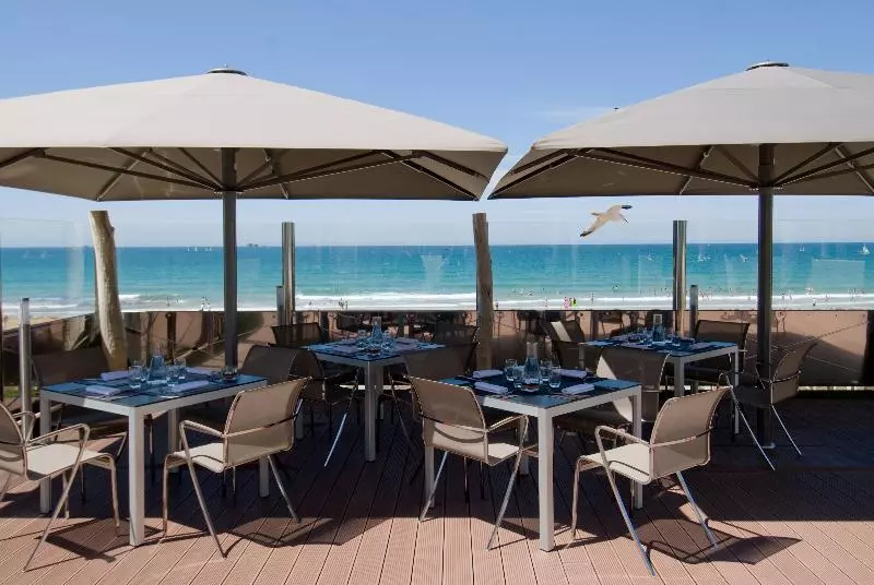 Fotos del hotel Grand Hôtel Des Thermes:  12